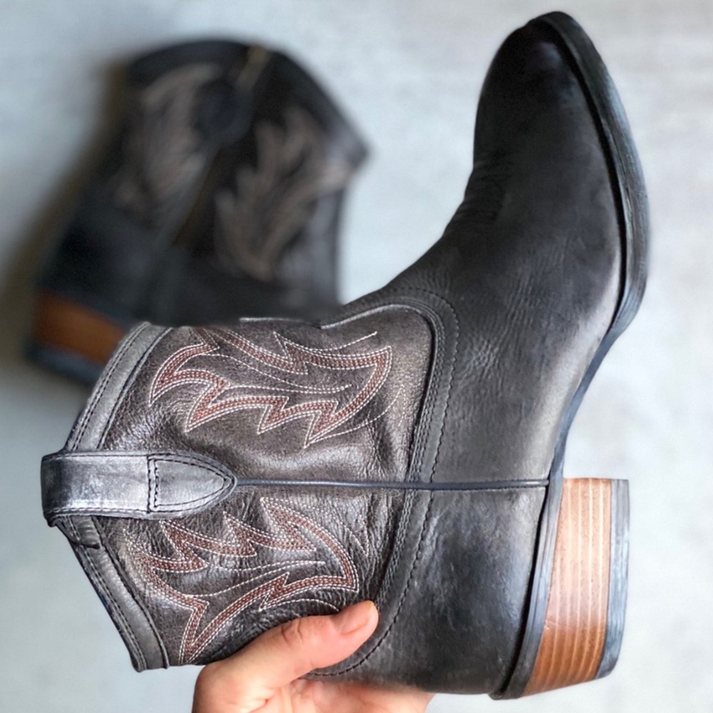 NWT ariat billie cowboy ankle boot